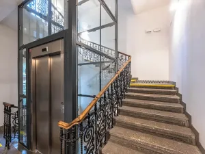 Prodej bytu 2+kk, Praha - Nové Město, Tyršova, 53 m2