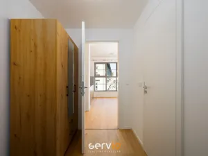 Pronájem bytu 1+kk, Brno, Bratislavská, 35 m2