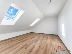 Prodej rodinného domu, Ořech, 147 m2