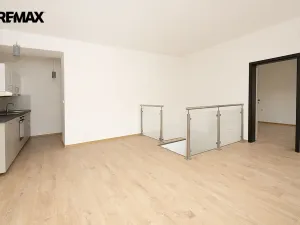Pronájem bytu 3+kk, Strakonice, Komenského, 85 m2
