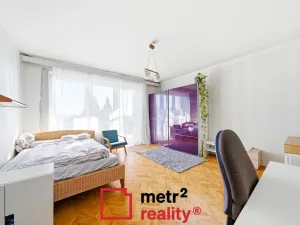 Prodej rodinného domu, Charváty, 303 m2