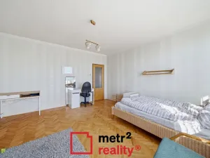 Prodej rodinného domu, Charváty, 303 m2