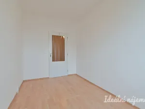 Pronájem bytu 2+kk, Brno - Židenice, Valtická, 40 m2
