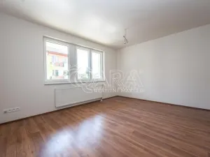 Pronájem bytu 1+kk, Unhošť, Karla Čapka, 26 m2