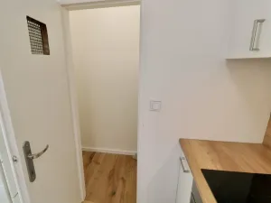 Pronájem bytu 2+1, Praha - Holešovice, Přístavní, 73 m2