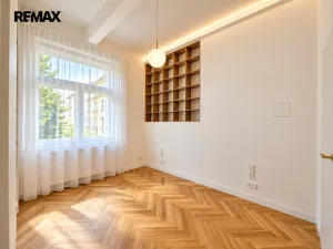 Pronájem bytu 3+1, Praha - Bubeneč, Národní obrany, 91 m2