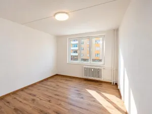 Pronájem bytu 2+1, Klášterec nad Ohří - Miřetice u Klášterce nad Ohří, Jana Ámose Komenského, 53 m2