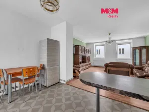 Prodej bytu 3+kk, Úpice, Svornosti, 170 m2