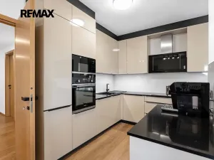 Prodej bytu 3+kk, Praha - Hostivař, Švehlova, 90 m2