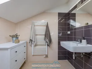 Prodej bytu 4+kk, Znojmo - Přímětice, Staré vinice, 84 m2