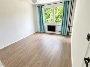Pronájem bytu 3+1, Oselce, 64 m2