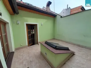 Pronájem bytu 2+kk, Litomyšl, Smetanovo náměstí, 69 m2
