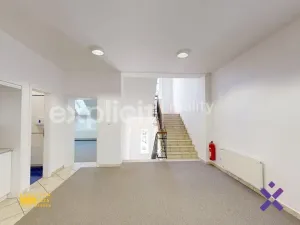 Pronájem kanceláře, Zlín, Vršava I, 460 m2