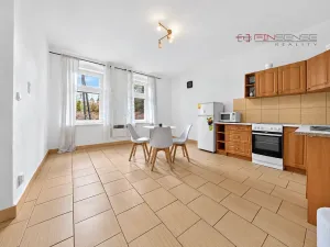 Prodej rodinného domu, Zlonice, Husova, 175 m2