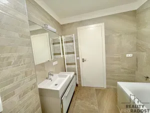 Pronájem bytu 2+kk, Praha - Dejvice, Nikoly Tesly, 64 m2