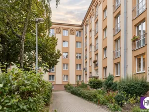 Prodej bytu 3+kk, Praha, Jakutská, 72 m2