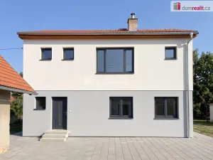 Prodej rodinného domu, Svárov, 180 m2