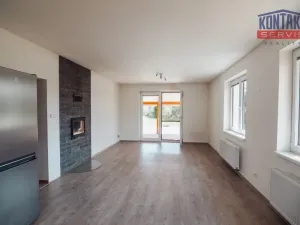Prodej rodinného domu, Lišov - Velechvín, 135 m2