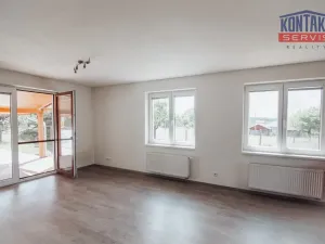 Prodej rodinného domu, Lišov - Velechvín, 135 m2