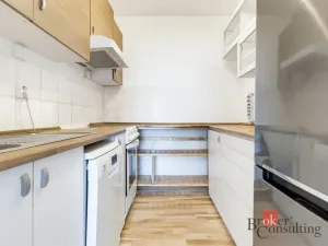 Prodej bytu 2+kk, Praha - Komořany, U vlečky, 42 m2