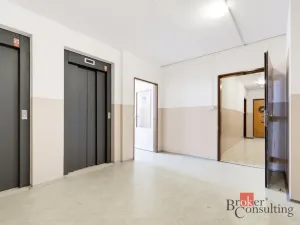 Prodej bytu 2+kk, Praha - Komořany, U vlečky, 42 m2