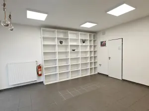 Pronájem obchodního prostoru, Ivančice, Boží Hora, 30 m2