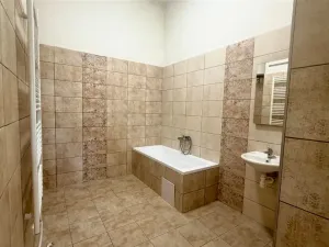 Pronájem bytu 3+kk, Cheb, náměstí Krále Jiřího z Poděbrad, 84 m2