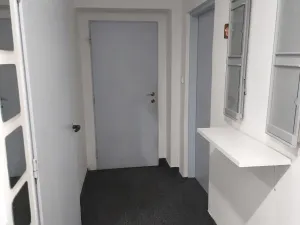 Pronájem kanceláře, Nové Strašecí, U Školy, 21 m2