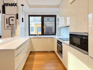 Pronájem bytu 3+kk, Praha - Dolní Chabry, K Beranovu, 82 m2