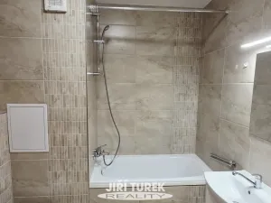 Pronájem bytu 2+kk, Králův Dvůr, Nad Stadionem, 47 m2