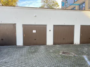 Pronájem ordinace, Frýdek-Místek - Frýdek, tř. T. G. Masaryka, 380 m2