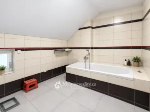 Prodej rodinného domu, Suchohrdly, Zahradní, 160 m2