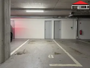 Pronájem garáže, Brno, Leitnerova, 10 m2