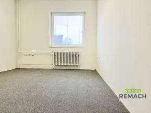 Pronájem kanceláře, Staré Město, Velehradská, 70 m2
