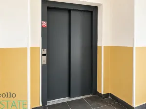 Pronájem bytu 1+kk, Praha, Seifertova, 32 m2