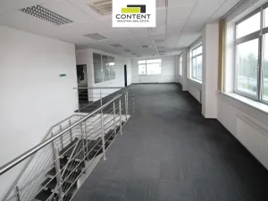 Pronájem výrobních prostor, Modřice, U Vlečky, 5542 m2