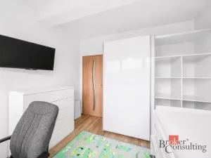 Pronájem bytu 3+kk, Praha - Holešovice, Varhulíkové, 78 m2
