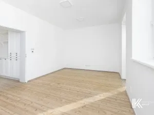 Pronájem kanceláře, Pardubice, Chrudimská, 131 m2