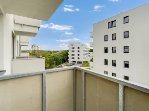 Prodej bytu 1+kk, Kladno, Lesík, 33 m2