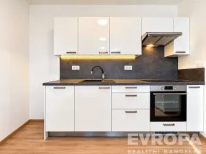 Pronájem bytu 2+kk, Břeclav, Za Bankou, 43 m2