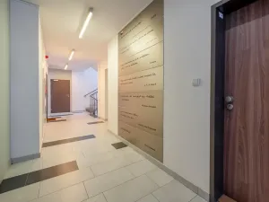 Prodej bytu 2+kk, Praha - Horní Měcholupy, Padovská, 50 m2