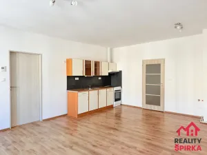 Pronájem bytu 2+kk, Svitavy - Město, náměstí Míru, 59 m2