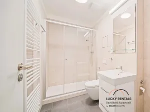 Pronájem bytu 1+kk, Praha - Chodov, Líbalova, 32 m2