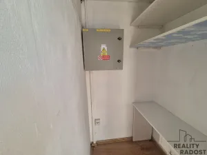Pronájem obchodního prostoru, Třinec, 1. máje, 18 m2