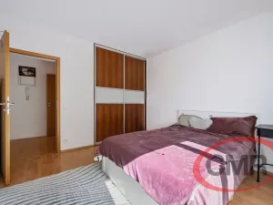 Prodej bytu 2+kk, Praha, Pickova, 57 m2