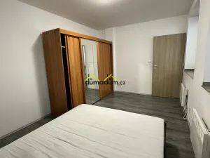 Pronájem bytu 2+kk, Praha, Vrchlického, 45 m2
