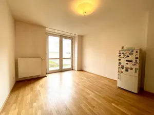 Pronájem bytu 2+kk, Praha - Holešovice, Ortenovo náměstí, 75 m2