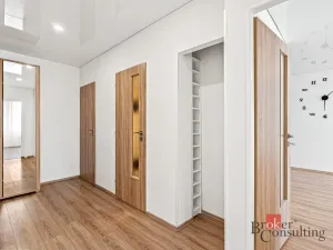 Prodej bytu 3+kk, Praha - Háje, Kosmická, 63 m2