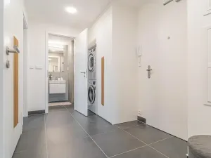 Pronájem bytu 2+kk, Praha - Prosek, Litoměřická, 57 m2