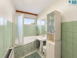 Prodej rodinného domu, Melč, 300 m2